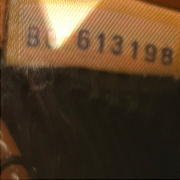 Dooney & Bourke Tan Leather purse - Picture 10 of 11